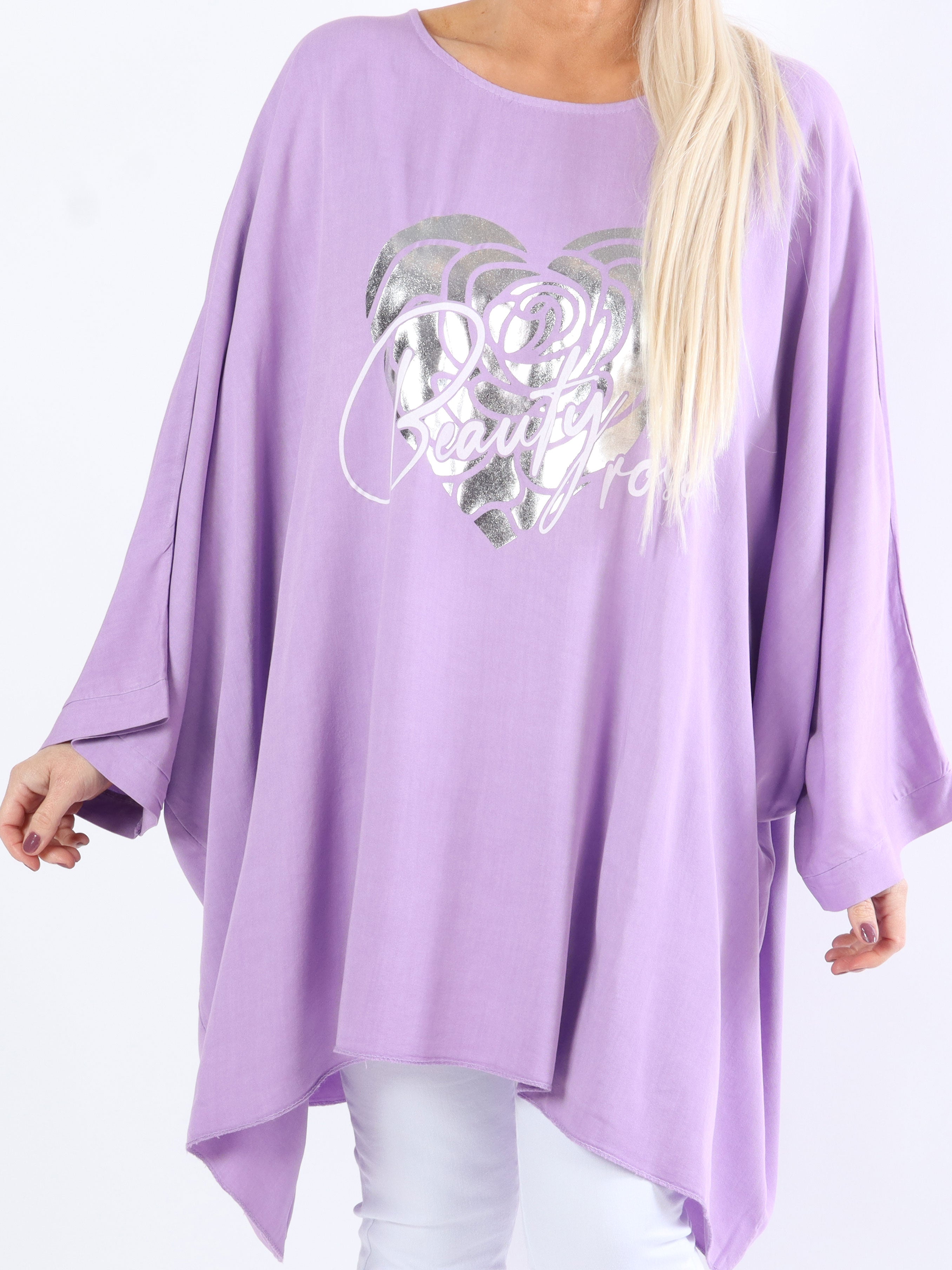 Flavia - Plus size t-shirt med sølv print og flagermusærmer